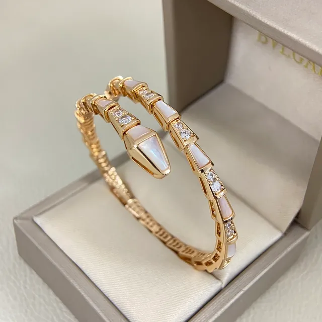 Bvlgari 金银色铰接刚性锥形几何段手链 6
