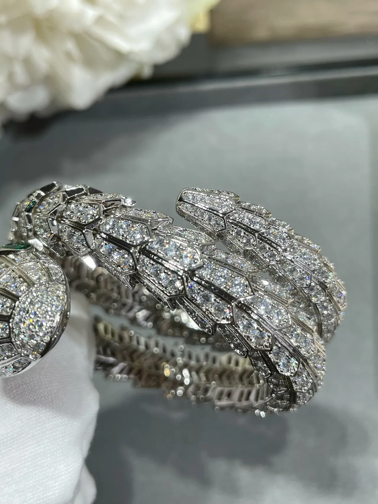 Bvlgari Serpenti Pavé Diamond and Emerald Snake Bracelet 5