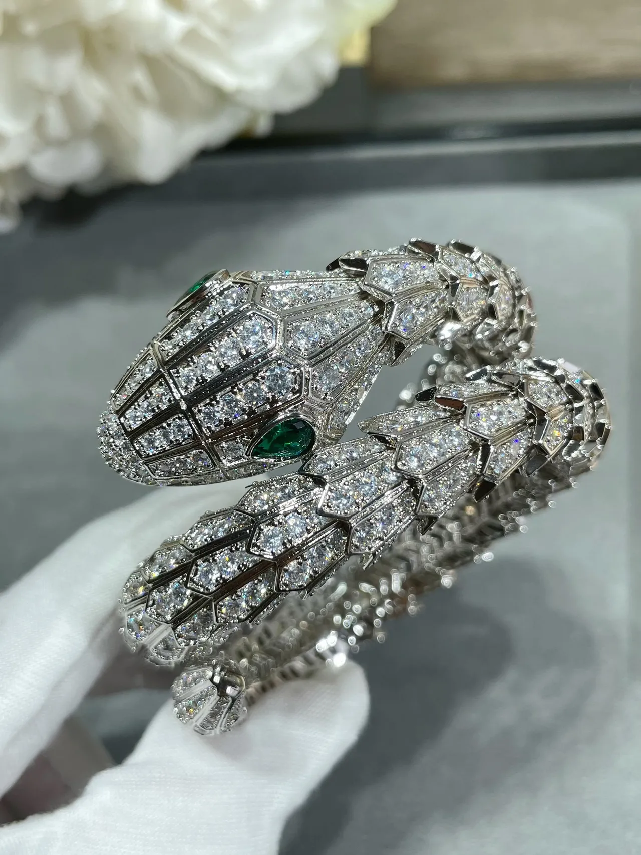 Bvlgari Serpenti Pavé Diamond and Emerald Snake Bracelet 8