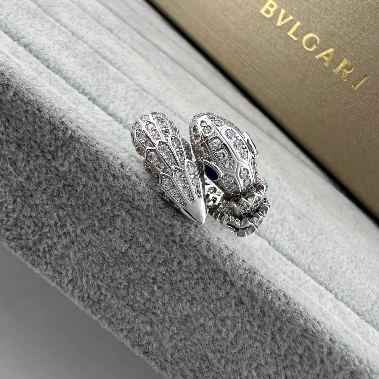 Bvlgari Serpenti Pavé Diamond Snake Head Rings 3