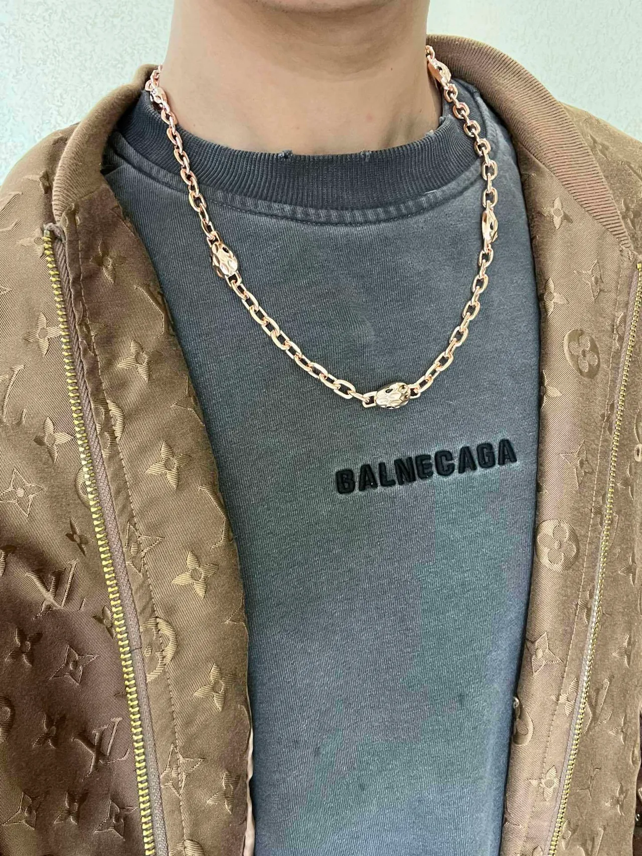 Bvlgari Serpenti Collar con eslabones de cabeza de serpiente en tono dorado rosa 8