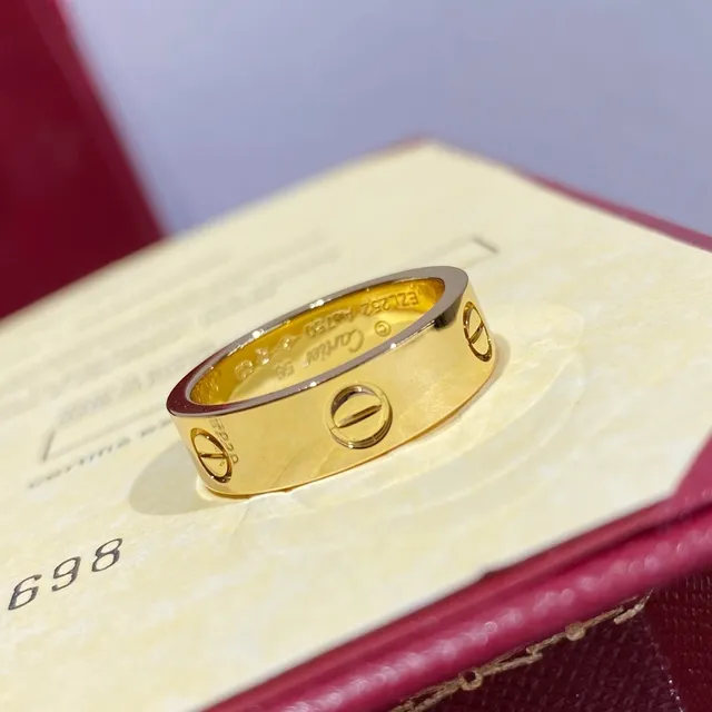 Anillo Cartier Love Oro Rojo Banda Plana Motivo de Tornillo 3