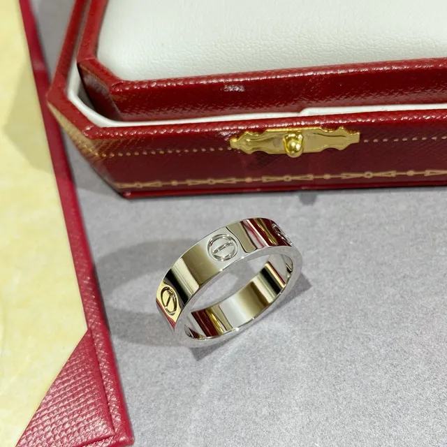 Anillo Cartier Love Oro Rojo Banda Plana Motivo de Tornillo 7