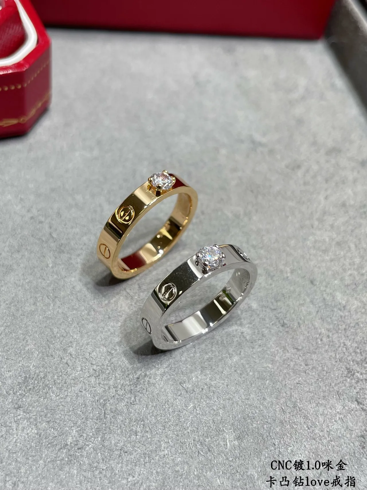 Cartier Love Bague Or Jaune et Or Blanc Anneaux à Pierre Unique 7
