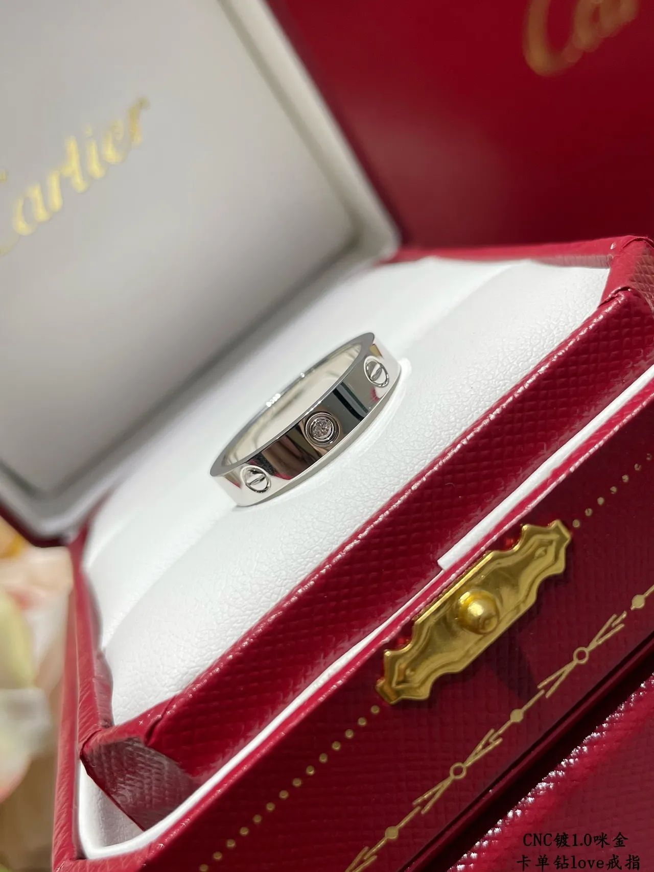 Cartier Love فضي ذهبي Flat-Profile نطاق مسمار نمط تفاصيل خاتم 4