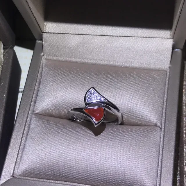 Cartier Red Gold Asymmetrical Open Band Pavé Diamond Triangle Ring 4