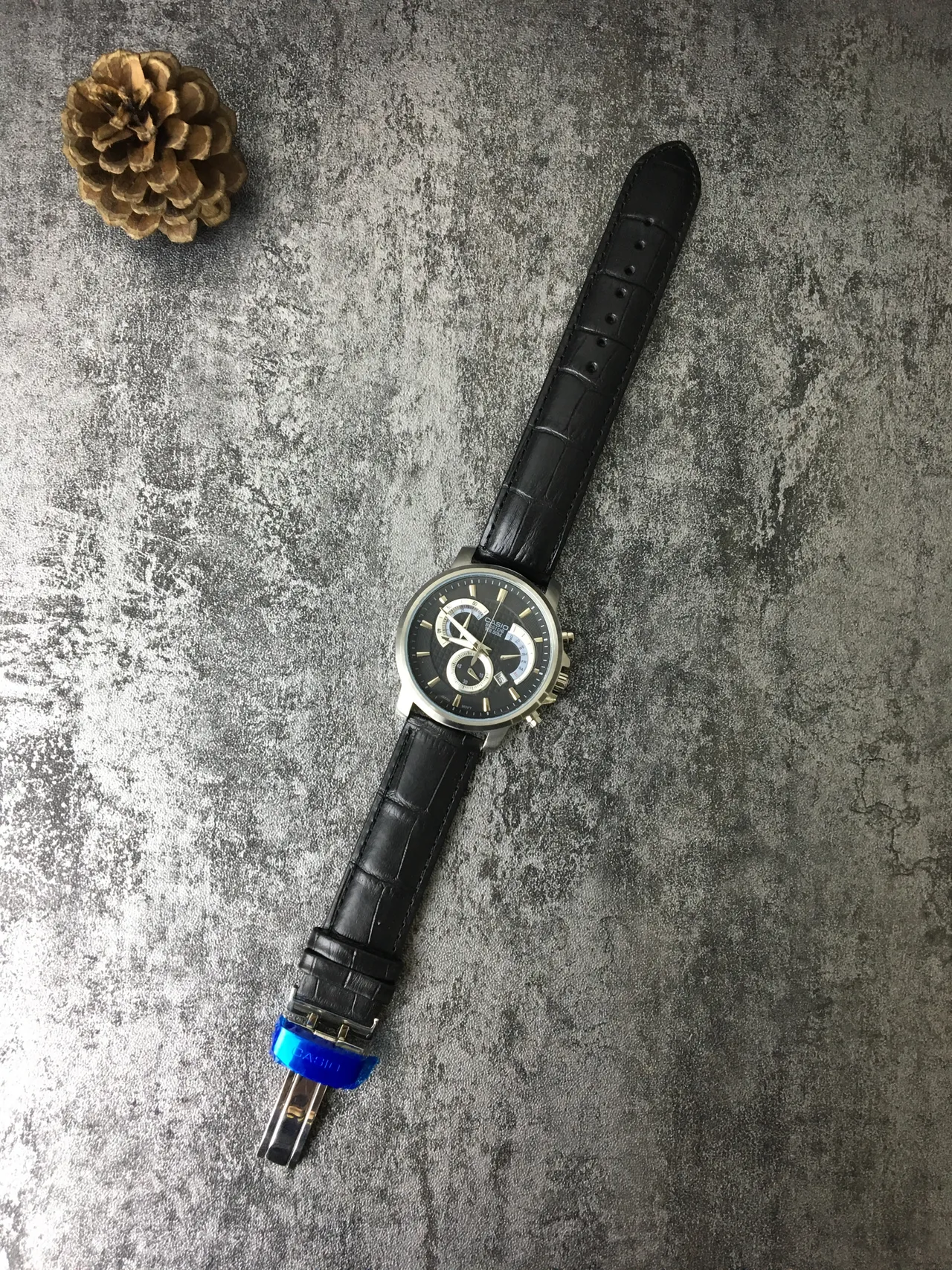 Casio Beside Chronograph 黑色表盘 镀金色点缀 石英表 6