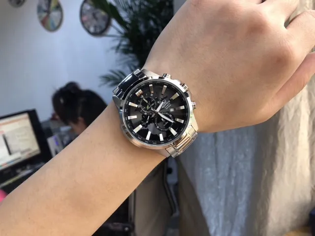 卡西欧 Edifice 黑色银色 多功能 计时 世界时间显示 石英手表 9