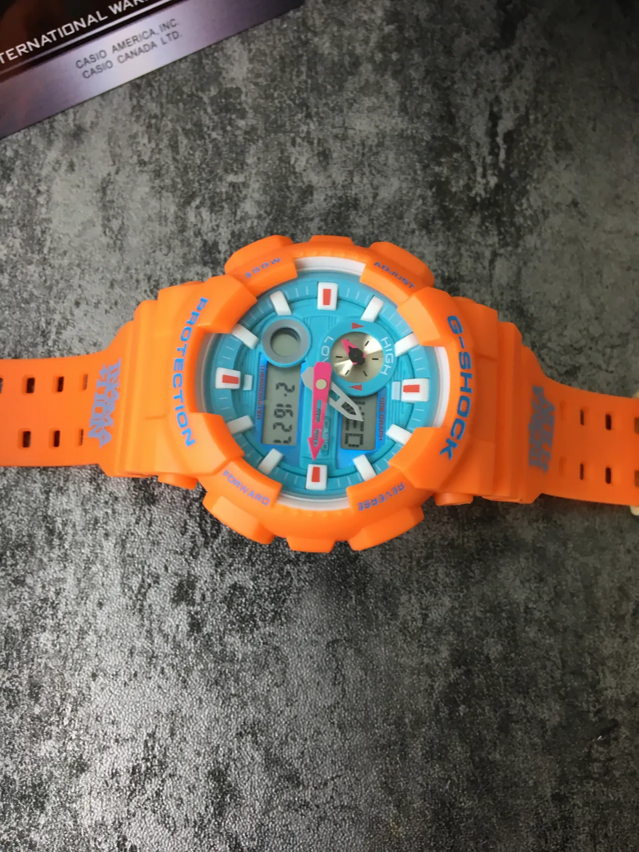 卡西欧 G-Shock GA-110 橙色和绿松石运动手表 5