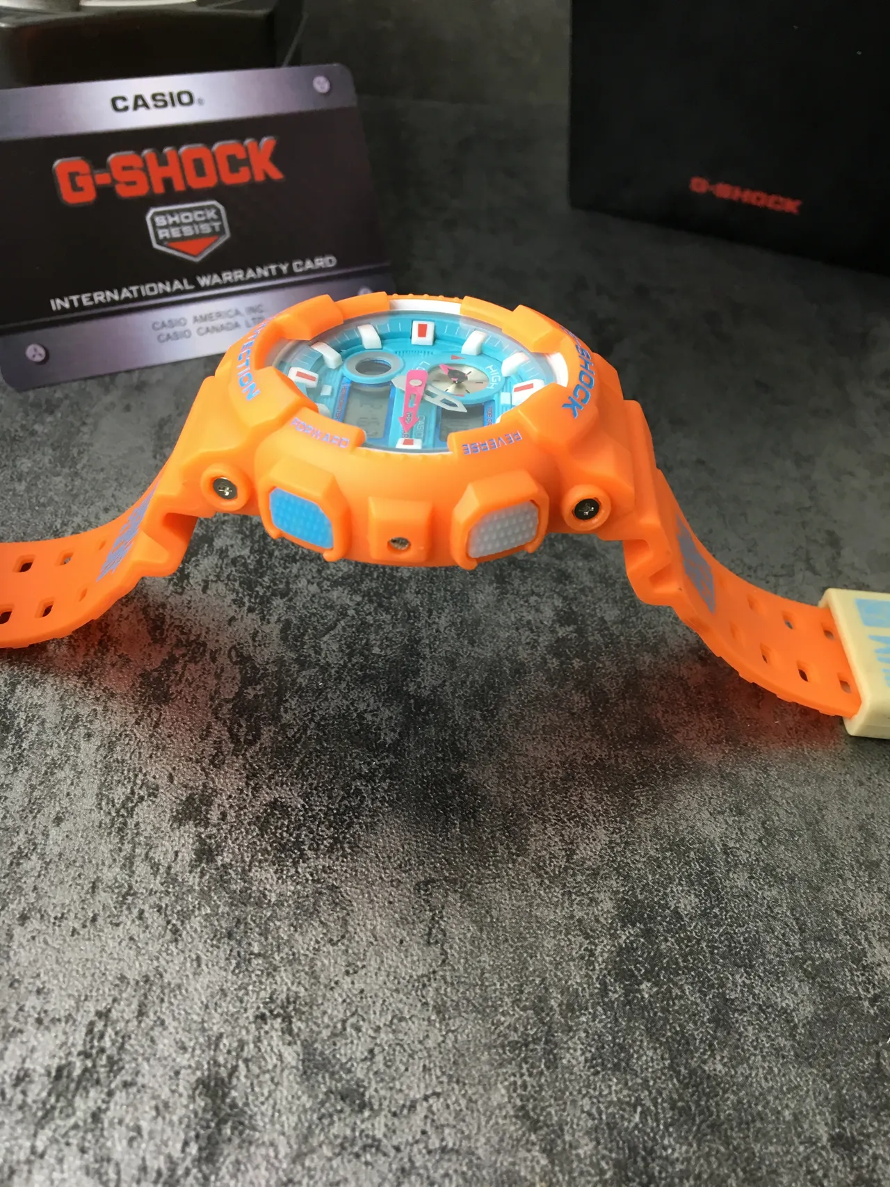 卡西欧 G-Shock GA-110 橙色和绿松石运动手表 6