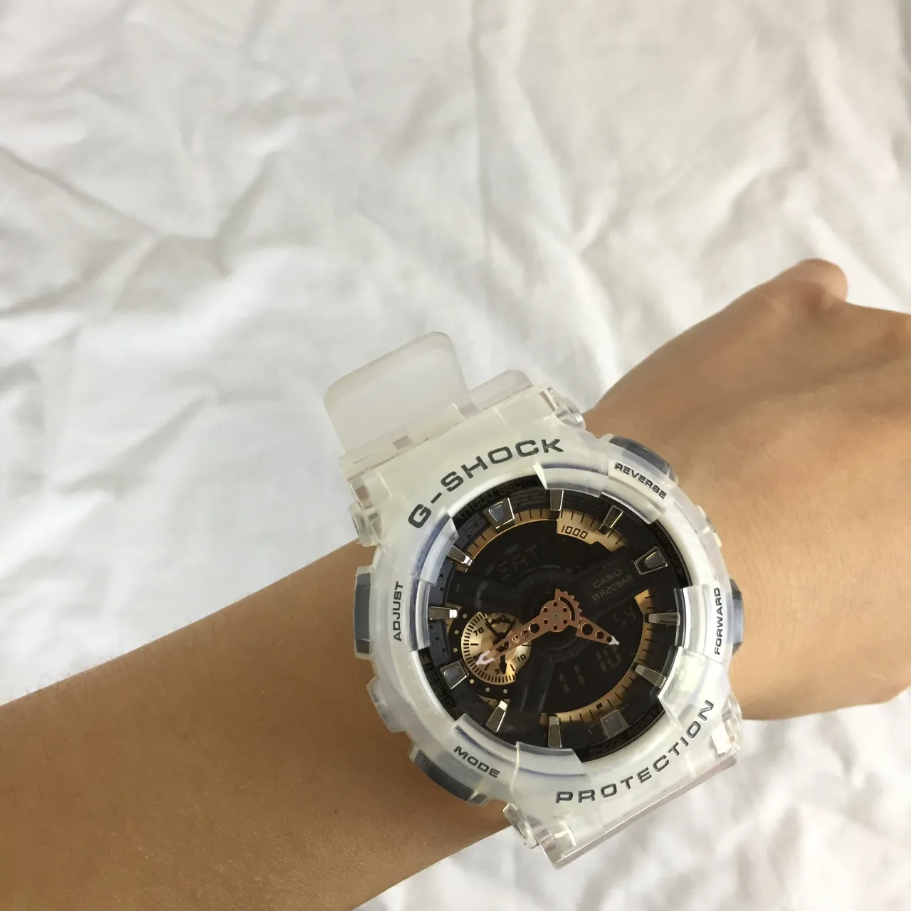 Casio G-Shock GA-110 Reloj deportivo blanco translúcido negro dorado 5