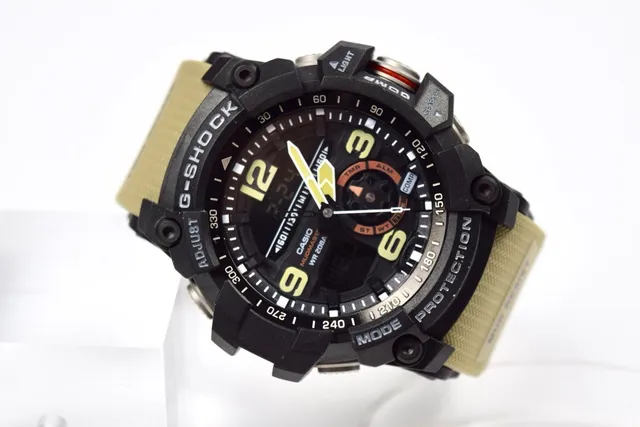 卡西欧 G-Shock Mudmaster 黑色和米色 运动手表 7