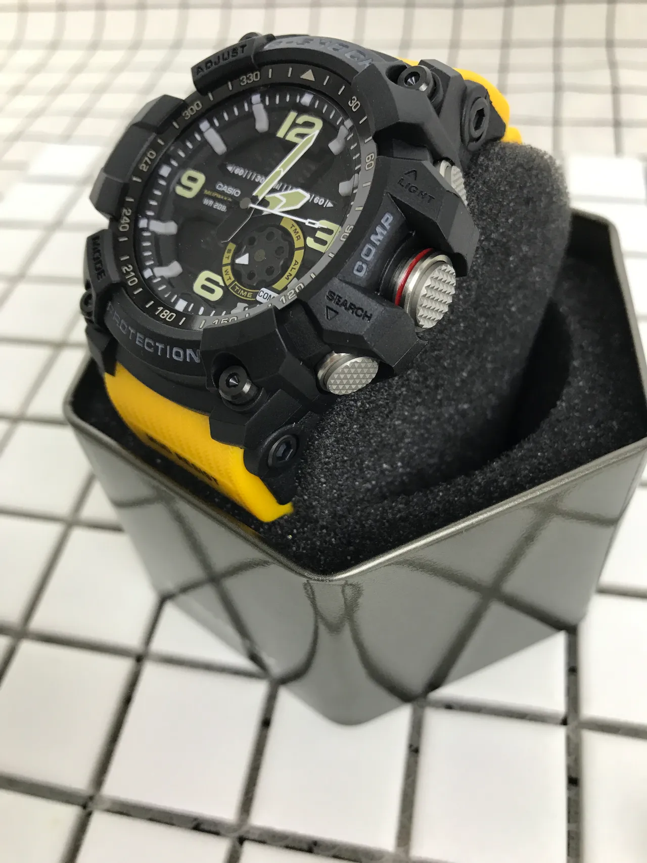 Casio G-Shock Mudmaster Reloj Deportivo Negro y Amarillo 5