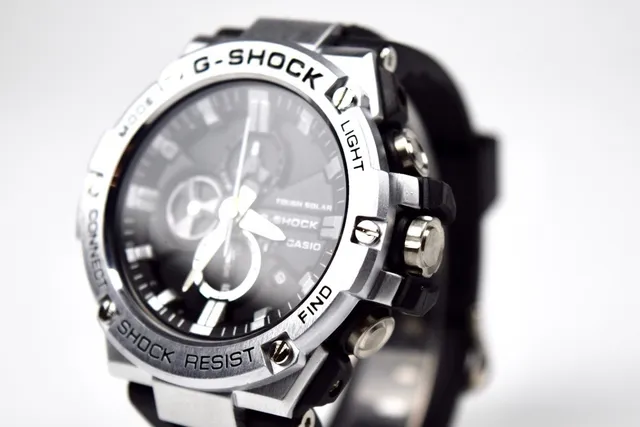 Casio G-Shock Tough Solar Shock Resist 运动手表 2
