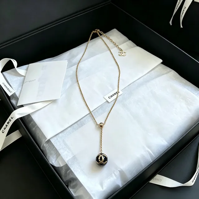 Chanel Collier Chaîne Style Lariat en Noir et Or 3