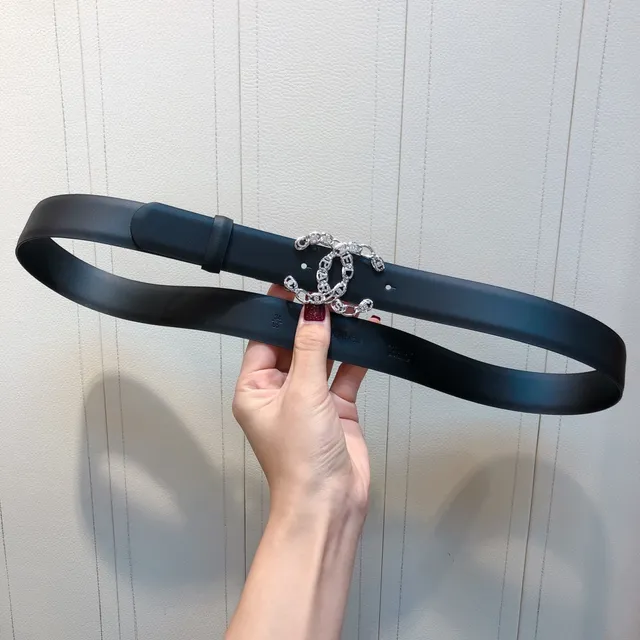 Chanel CC Belt Black Silver Slim Crystal-Embellished Chain-Link Buckle Leather Belt 2
