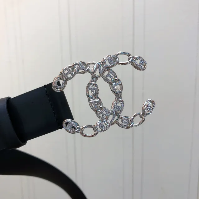 Chanel CC Belt Black Silver Slim Crystal-Embellished Chain-Link Buckle Leather Belt 4