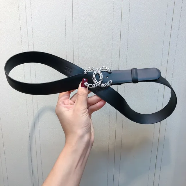Chanel CC Belt Black Silver Slim Crystal-Embellished Chain-Link Buckle Leather Belt 6