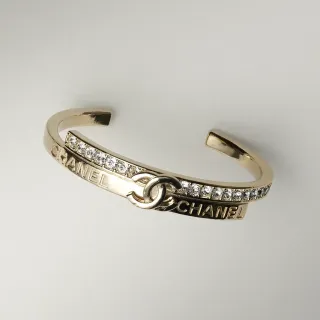 Chanel CC Cristal Logo Bracelete