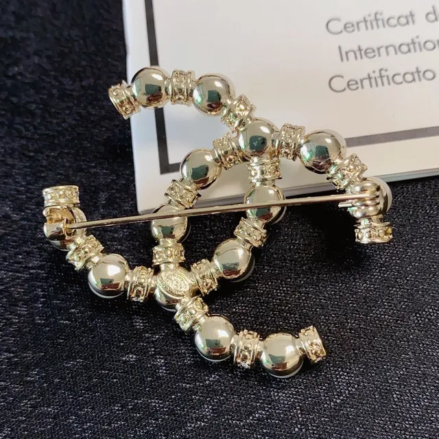 Chanel CC Pearl and Crystal Brooch 6