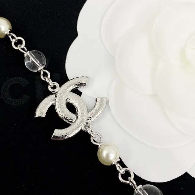 Chanel CC Pendant Pearl and Crystal Necklace 4