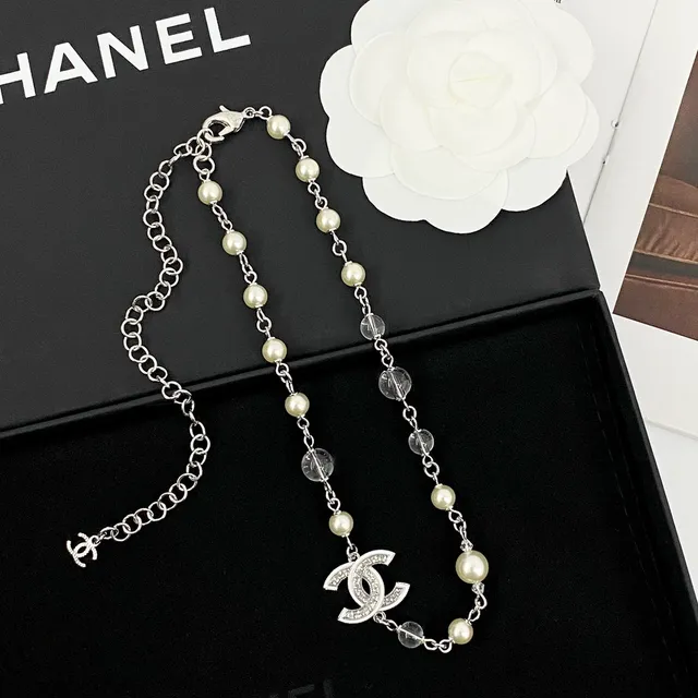 Chanel CC Pendant Pearl and Crystal Necklace 7