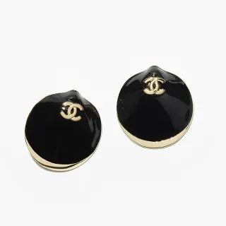 Chanel Clam Shell Aretes Esmaltados Negro Dorado