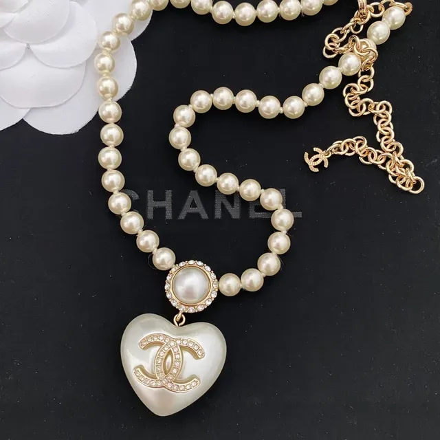 Chanel Pearl Double-Strand Heart Pendant Necklace 6
