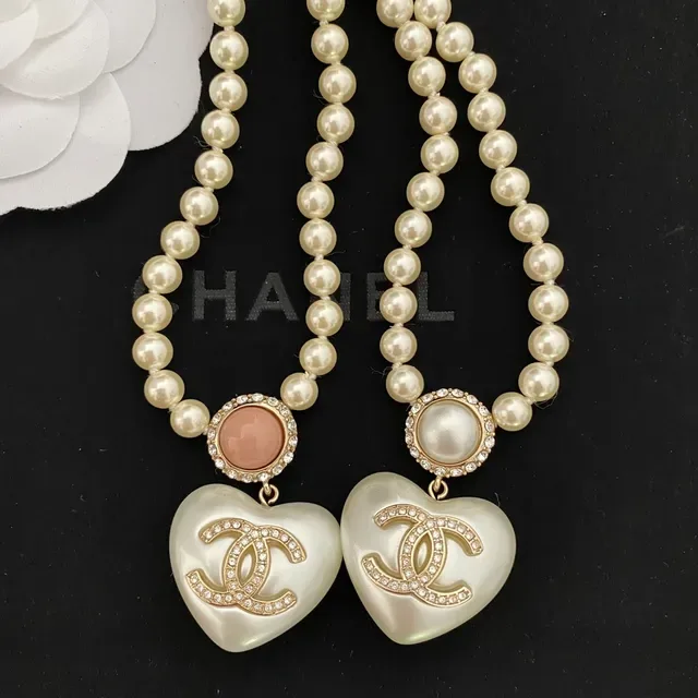 Chanel Pearl Double-Strand Heart Pendant Necklace 8