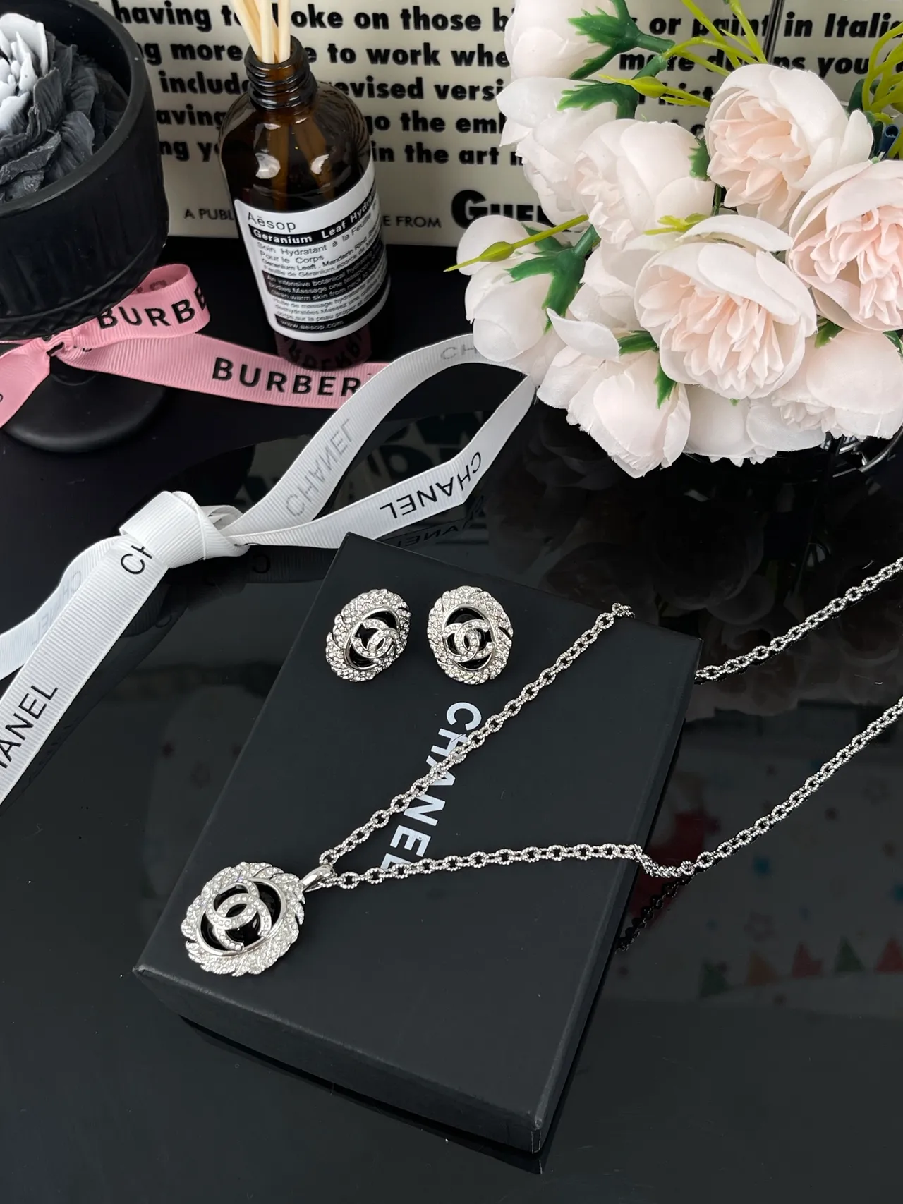 Chanel Silver Black Curb Chain Crystal-Encrusted Halo Necklace 8