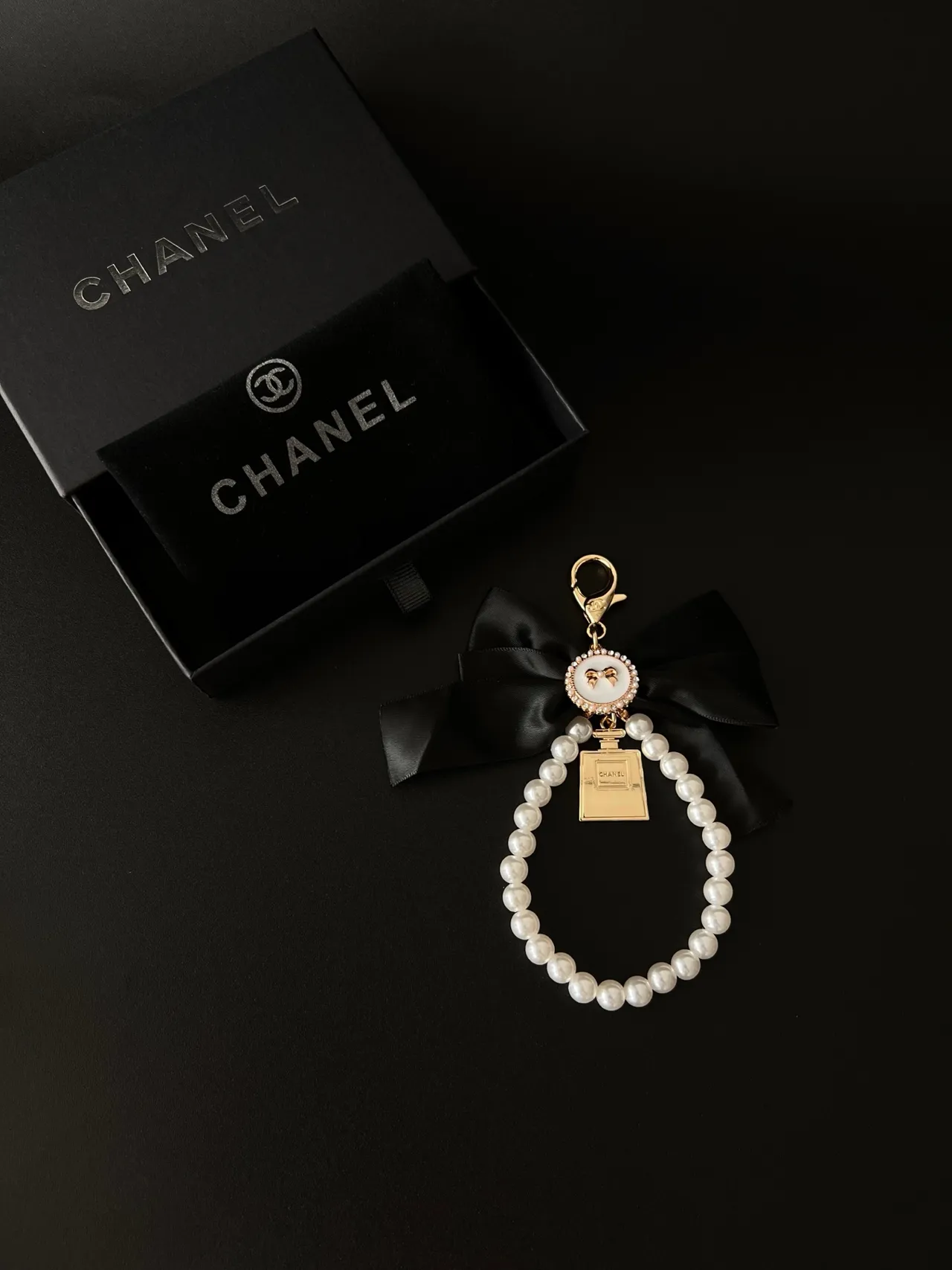 Chanel White Gold Pearl-Loop Satin Bow Bracelet 9