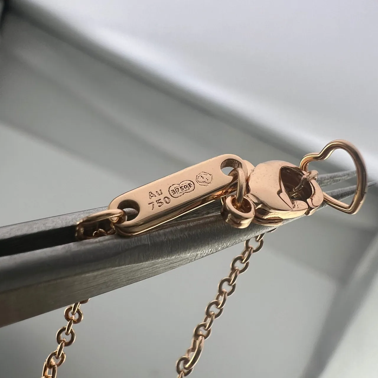 Chopard Happy Diamonds 方形旋转吊坠项链 2