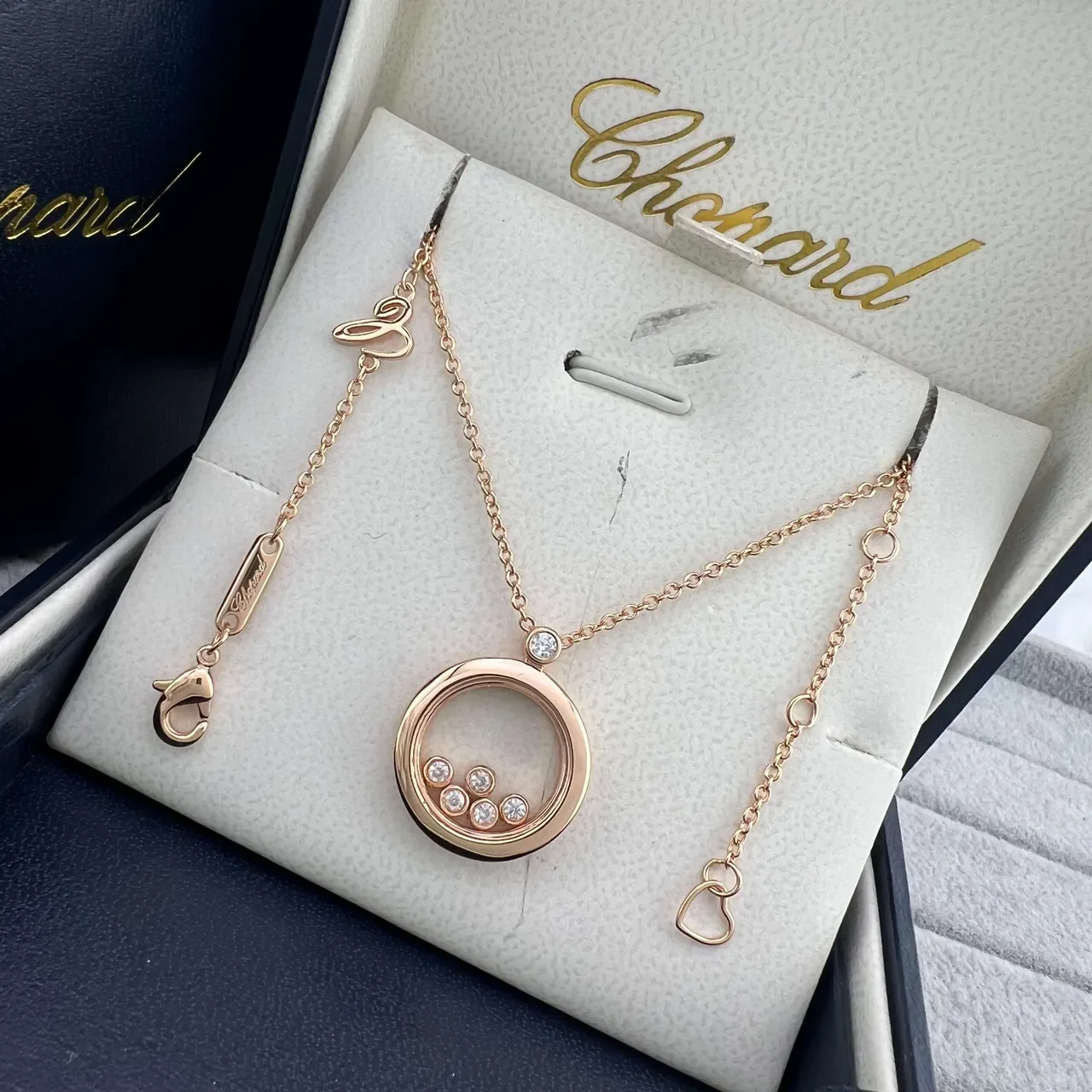 Chopard Happy Spirit قلادة ماس دائري طافر 6