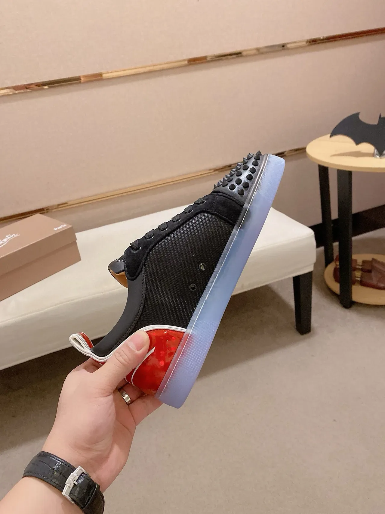 Christian Louboutin काला लाल स्पाइक टो मेश-सुएड हाइब्रिड अपर लाइफस्टाइल स्नीकर 5