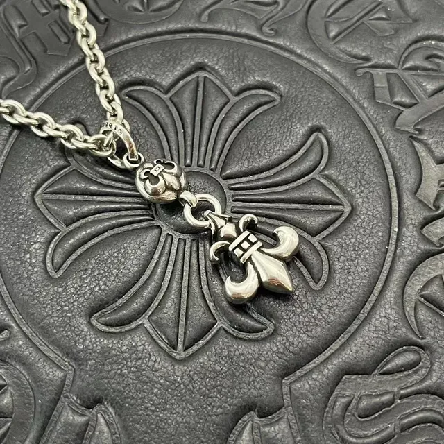 Chrome Hearts बॉल चेन Fleur-de-Lis पेंडेंट नेकलेस 5