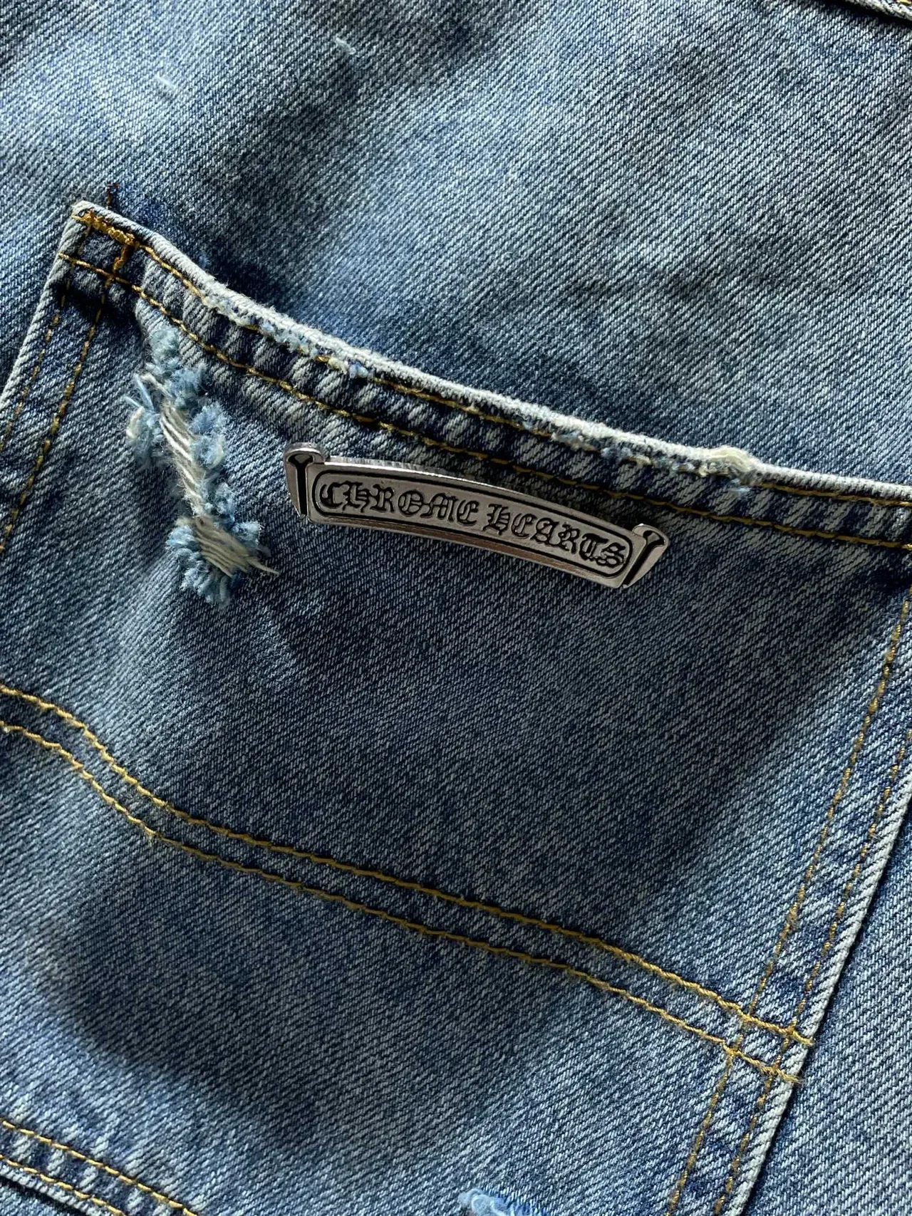 Chrome Hearts 破洞补丁十字绣牛仔短裤 6