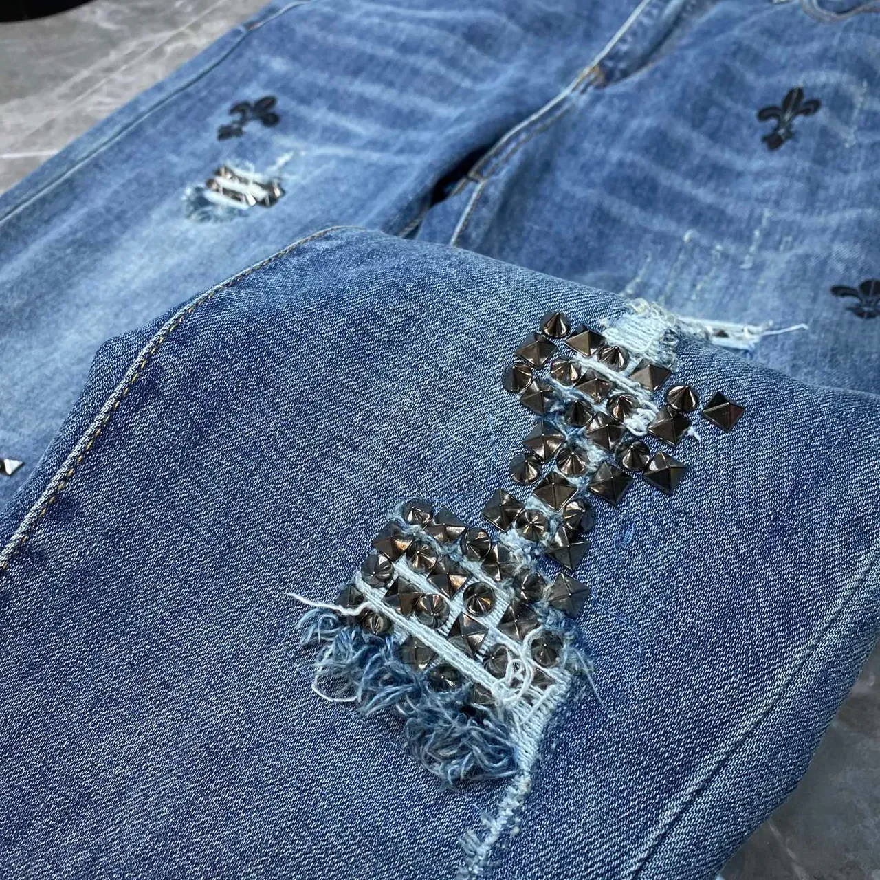 Chrome Hearts Embroidered Fleur-de-Lis Distressed Slim-Fit Jeans 4
