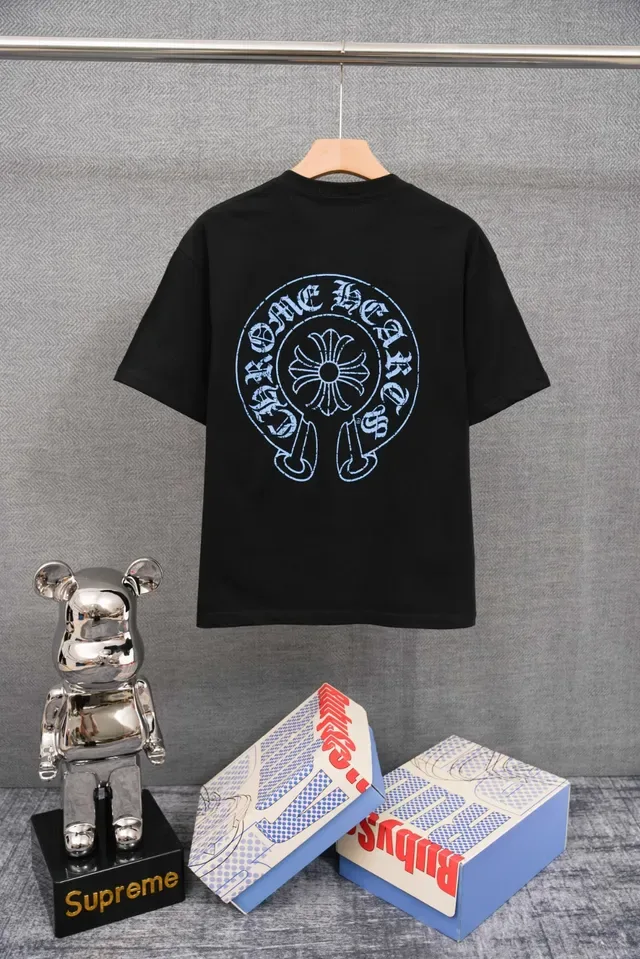 Chrome Hearts ফ্লোরাল ক্রেস্ট এমব্রয়ডারি করা কালো টি-শার্ট 4