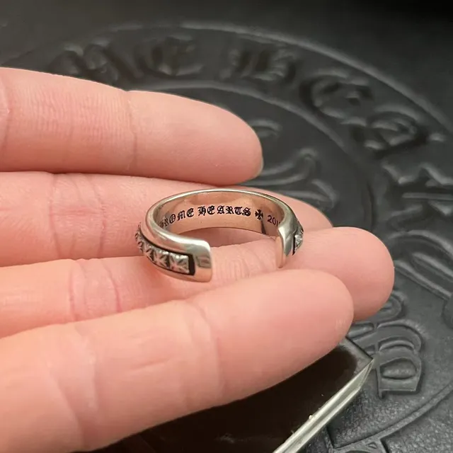 Chrome Hearts फ्लोरल स्पिनर रिंग सिल्वर ब्लैक 4