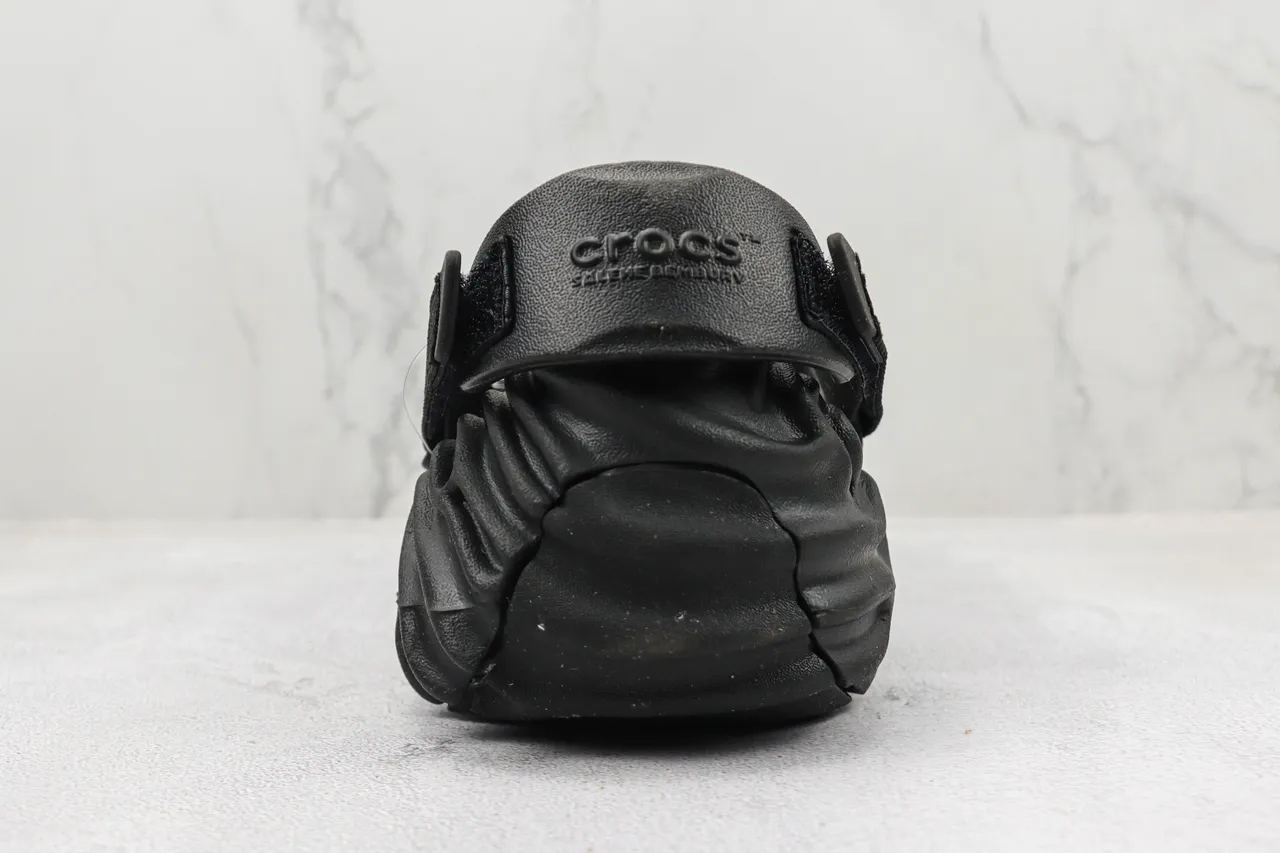 Crocs Black Molded Foam Sculpted Wave Ridges Clog 9
