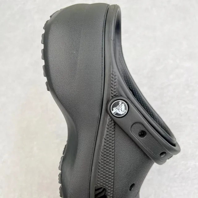 Crocs Echo Clog Black Platform Clog 5