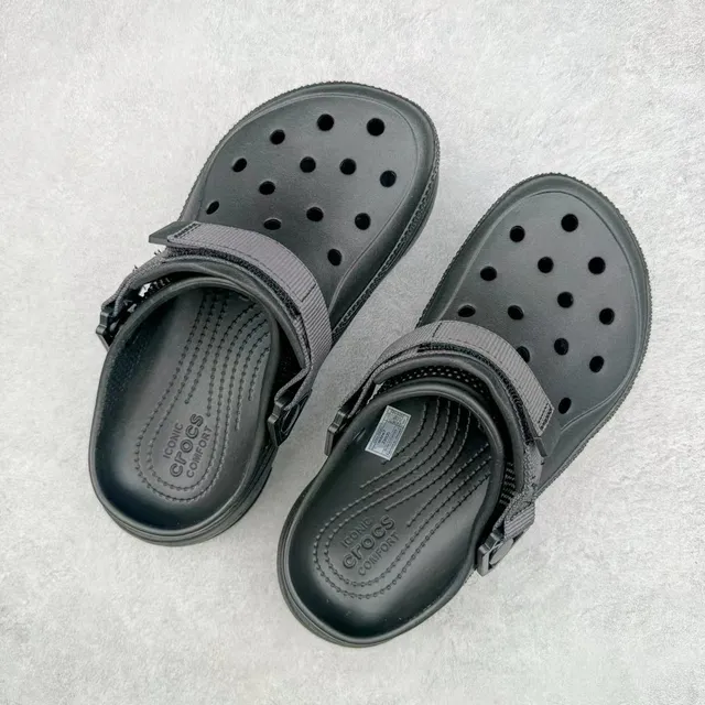 Crocs Echo Clog काला प्लेटफॉर्म स्ट्रैप क्लॉग 3