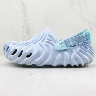 Crocs Echo Clog أزرق فاتح كلوش رغوة مطبوخة