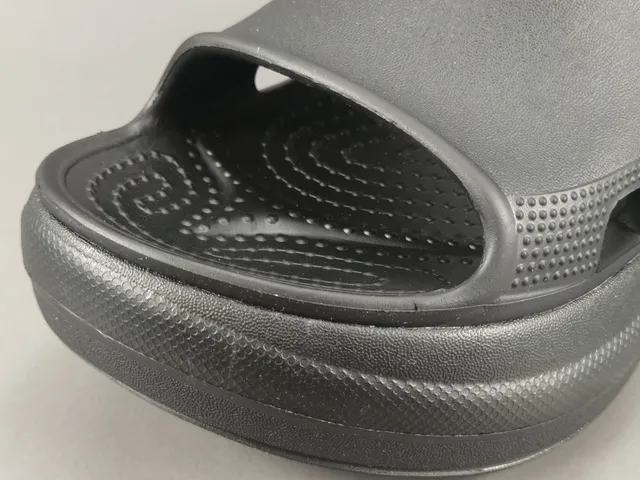 Crocs Echo Clog Metallic Gray Platform Clog 7
