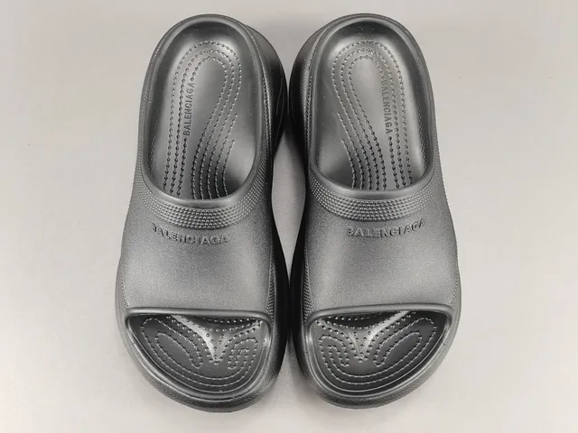 Crocs Echo Clog Metallic Gray Platform Clog 13