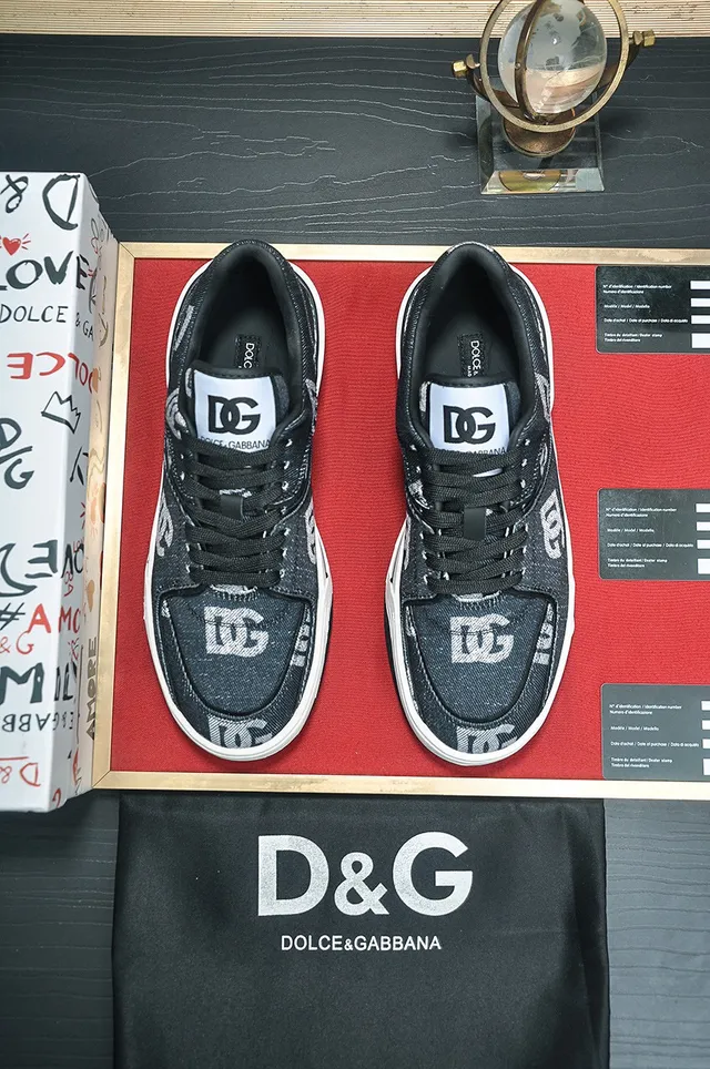 DC Shoes 黑色白色 印花牛仔布上层 厚底中底 生活方式运动鞋 9
