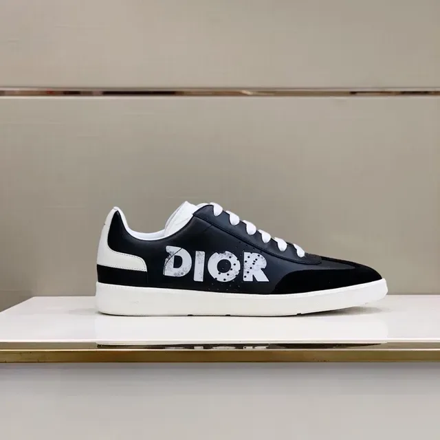 Dior B23 Black and White Logo Lifestyle Sneakers 4