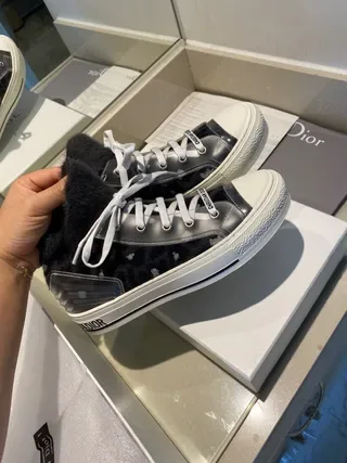 Dior B23 Baskets de style de vie à plateforme à bout haut noires avec bordure de fourrure 8