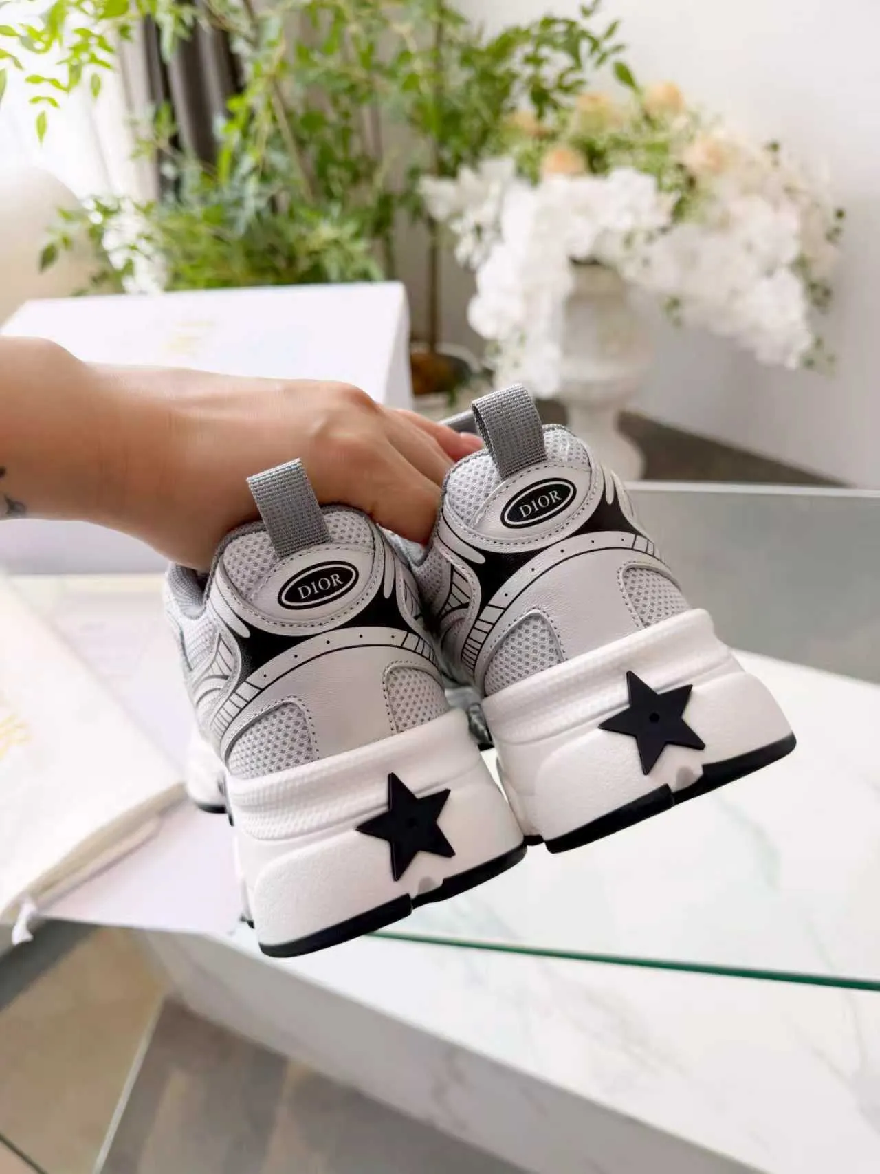 Dior B23 Baskets gris et noir à semelle épaisse 7