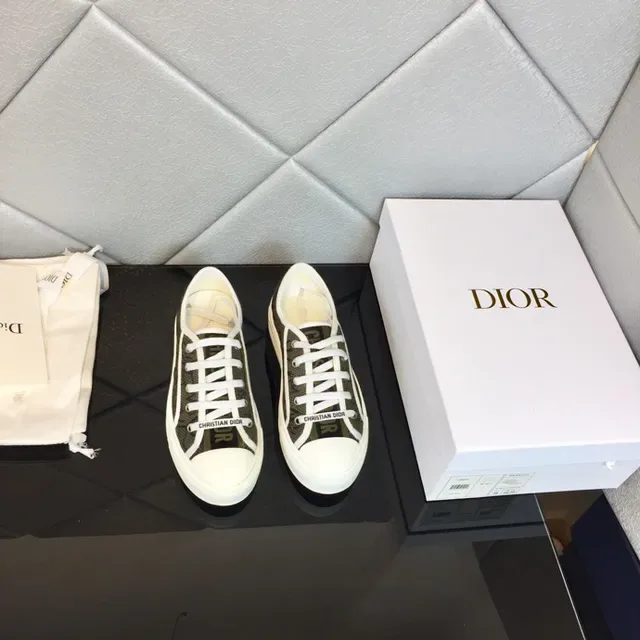 Dior B23 Chaussures lifestyle en canvas monogrammé à toe cap blanc 9